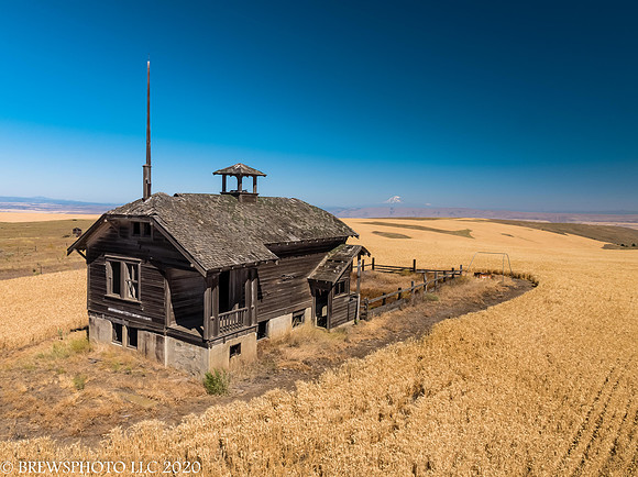 Abandoned Schoolhouse near The Dalles