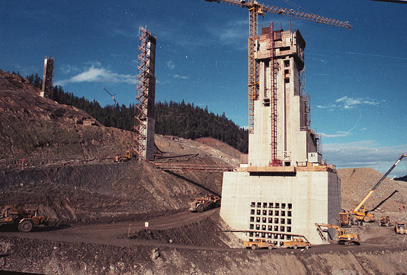 Intake Structure  Applegate Dam