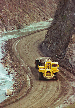 Dead Man's Curve @ Applegate